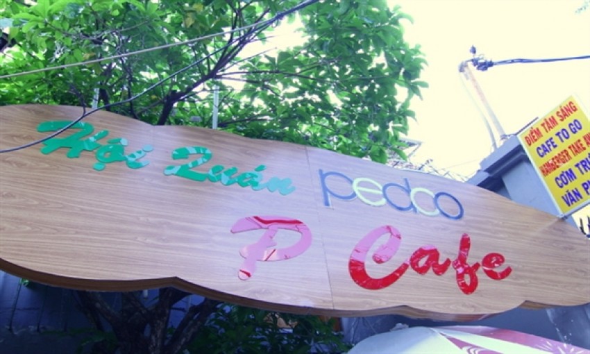 Quán P Cafe