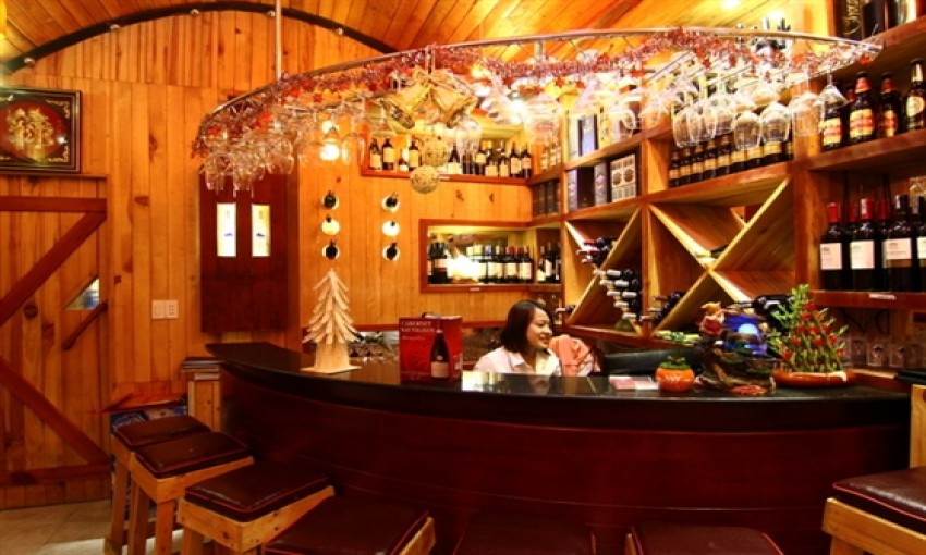 Hầm rượu vang Don De Dieu