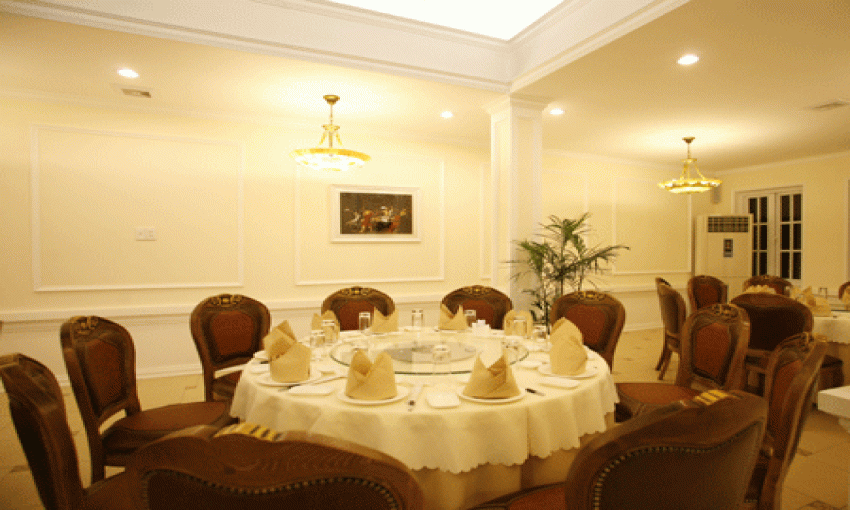 Nhà Hàng Louis Seafood Restaurant