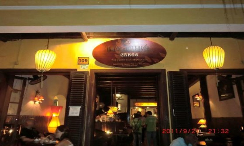 Nhà hàng Cargo Club