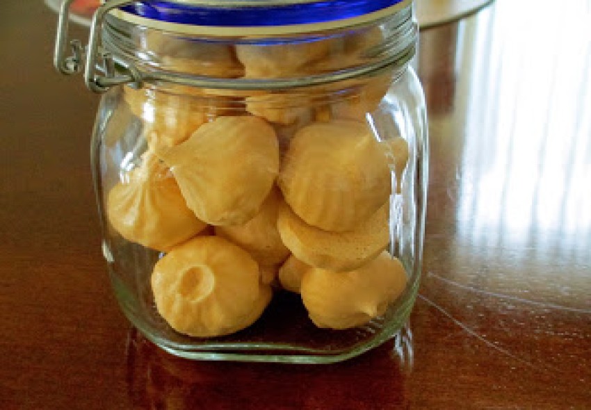 Cách Làm Cookie Meringue Giòn Tan Trong Miệng