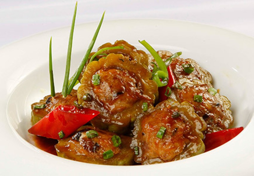Khổ qua nhồi nấm kho tương