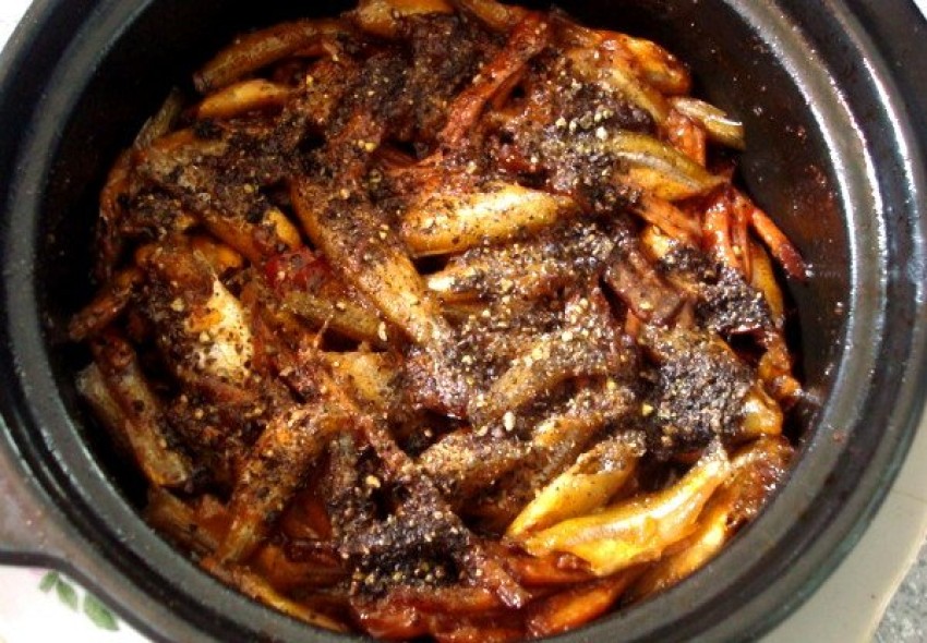 Cá lòng tong kho lạt
