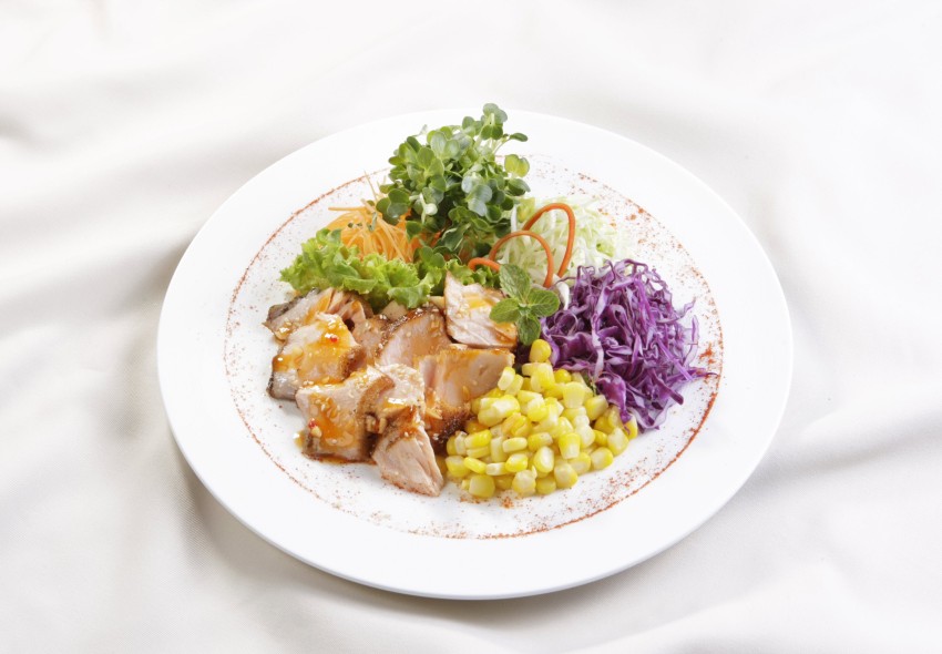 Gỏi thập cẩm cá hồi