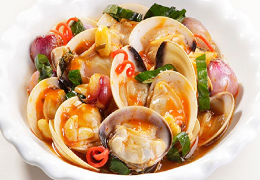 Nghêu xào lá lốt