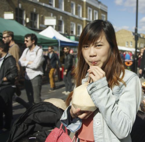 Cùng đi chợ Broadway Market vào một buổi sáng đầy nắng