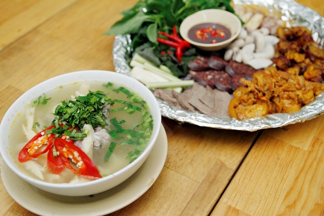 Ngất ngây với mẹt heo rừng ở Quán Đêm 1 Ngất ngây với mẹt heo rừng ở Quán Đêm 1