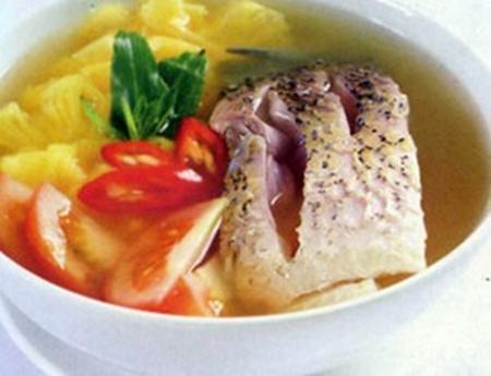 Món ngon, lạ: Canh cá trắm nấu thịt gà