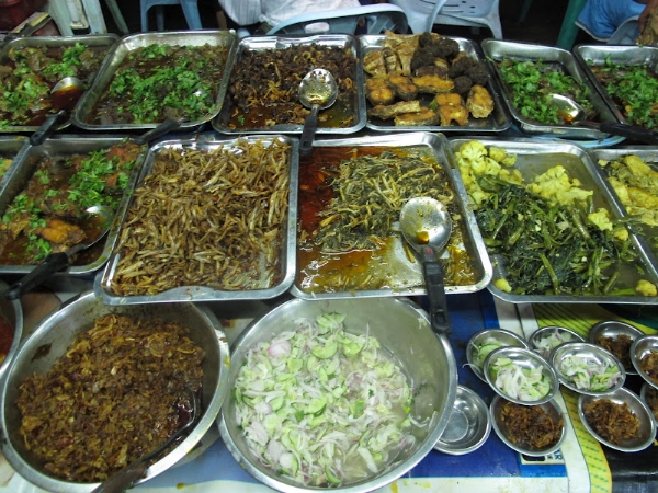 Buffet ẩm thực tại Myanmar