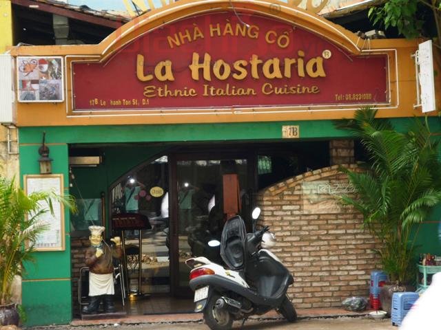 Nhà hàng cổ La Hostaria