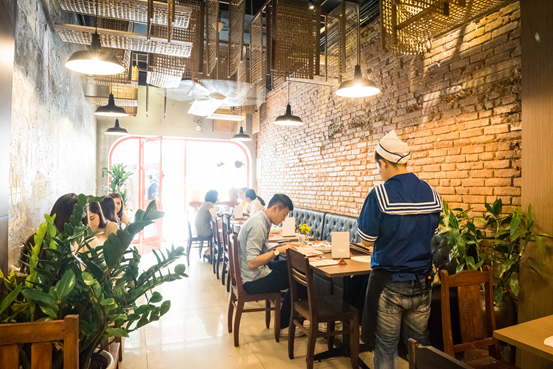 Khám phá nhà hàng bánh đa bay tại Hà Nội 3 - amthuc365