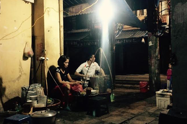 Phở tử tế phố Hàng Đường 1