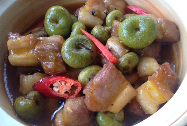 Sung kho thịt ba chỉ