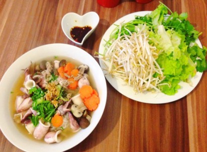 Hủ tiếu mực thịt băm