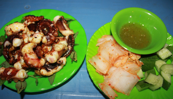 Bạch tuộc nướng sa tế 2