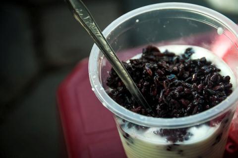 Sữa chua nếp cẩm