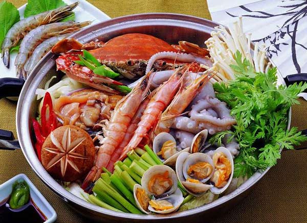 Lẩu hải sản Quảng Đông
