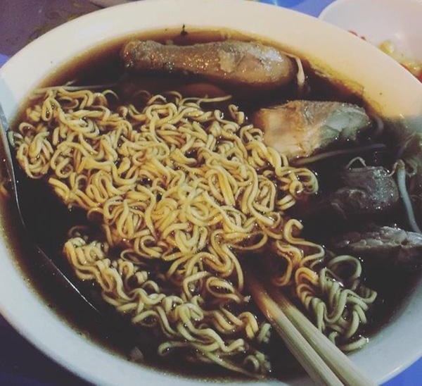 Mỳ gà tần