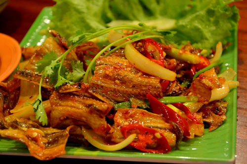 Cá khô rang chua ngọt