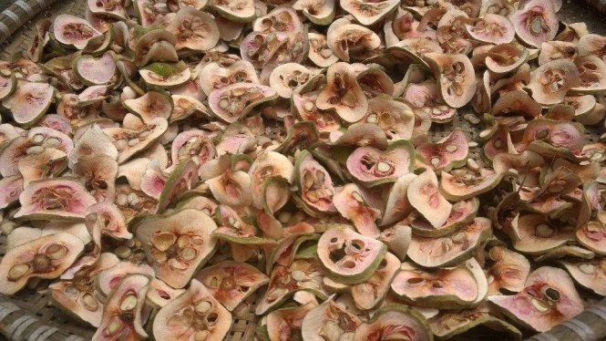 Những miếng chay được phơi khô