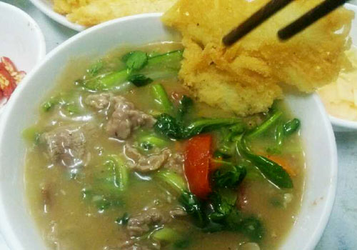 Phở rán sốt thịt bò