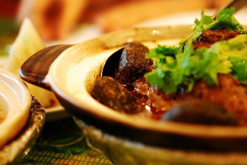 Ayam buah keluak