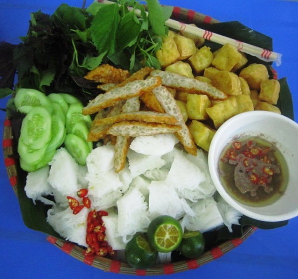 Bún đậu Việt, Hàng Khay