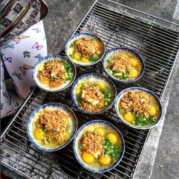 Trứng cút đút than với phô mai