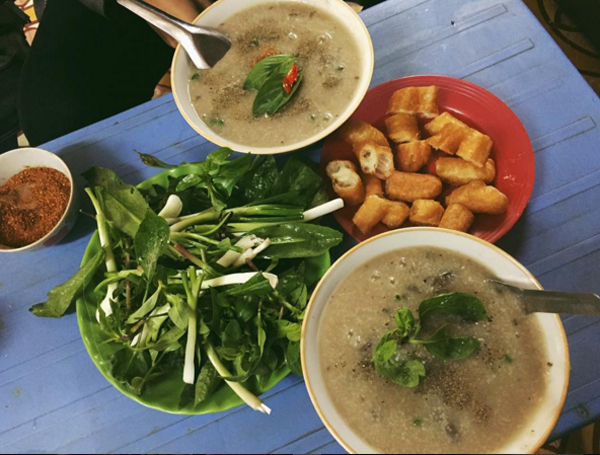 Cháo lòng số 12 Hàng Tre Cháo lòng số 12 Hàng Tre