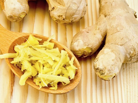 Chữa bệnh đau lưng bằng 5 dược liệu dân gian 1