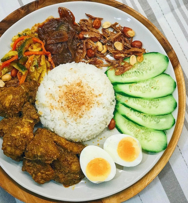 Nasi lemak, Malaysia
