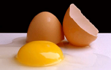 Trứng gà làm đẹp da và tóc