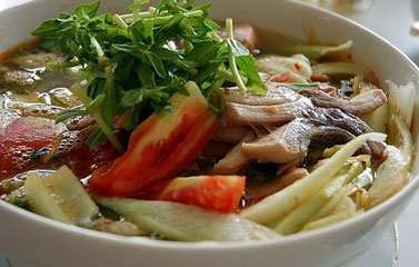 Canh cá Quỳnh Côi