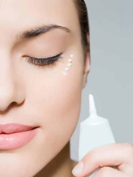 Tuyệt chiêu để đẹp rạng rỡ khi thức dậy, Tóc đẹp, Làm đẹp, lam dep, duong toc, duong da, cham soc toc, cham soc da, kem duong da, kem duong the, lam sang da, tri bong mat, tri tham mat, tri nhan da, da dep, sac dep
