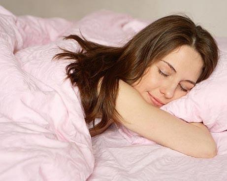 Tuyệt chiêu để đẹp rạng rỡ khi thức dậy, Tóc đẹp, Làm đẹp, lam dep, duong toc, duong da, cham soc toc, cham soc da, kem duong da, kem duong the, lam sang da, tri bong mat, tri tham mat, tri nhan da, da dep, sac dep