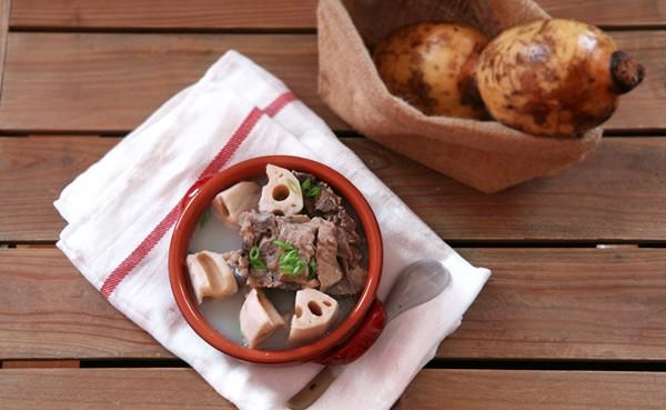 Tết về nấu canh sườn củ sen ngon ấm bụng 7 Tết về nấu canh sườn củ sen ngon ấm bụng 7