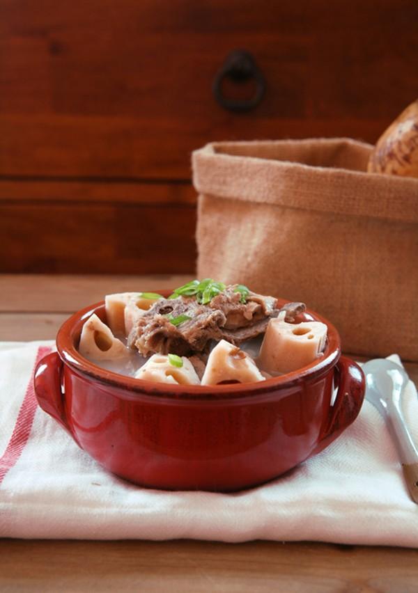 Tết về nấu canh sườn củ sen ngon ấm bụng 6 Tết về nấu canh sườn củ sen ngon ấm bụng 6