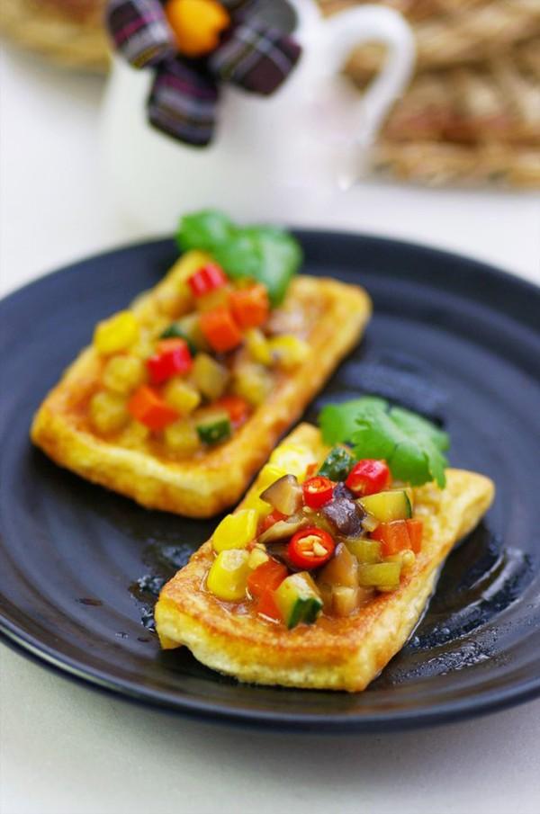 Đậu phụ chiên ngũ sắc bắt mắt và thật ngon 1 Đậu phụ chiên ngũ sắc bắt mắt và thật ngon 1