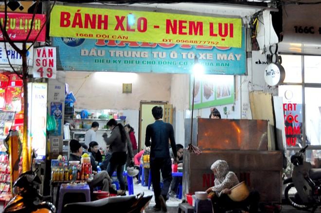 Bánh xèo nem lụi phố Đội Cấn 4